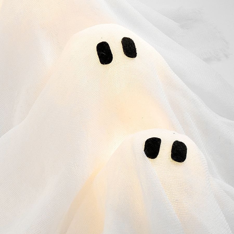 👻 HALLOWEEN GHOST GLOWING WREATH