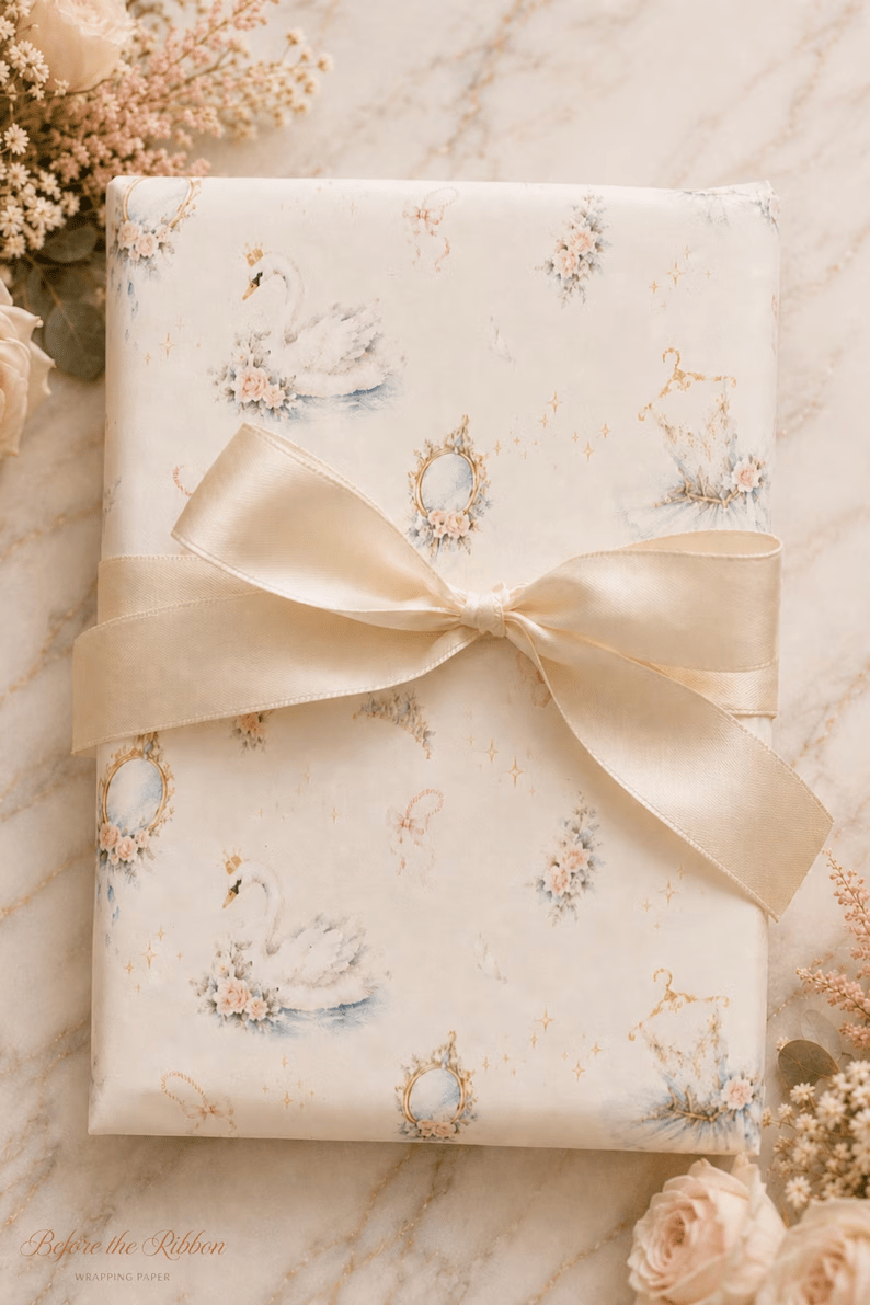 🎀Storybook Watercolor Gift Wrap